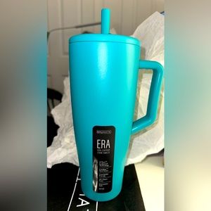 BrüMate Era Eucalyptus 40 oz  NWT